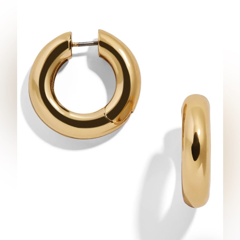 BaubleBar - Dalilah Small Tube Huggie Hoops